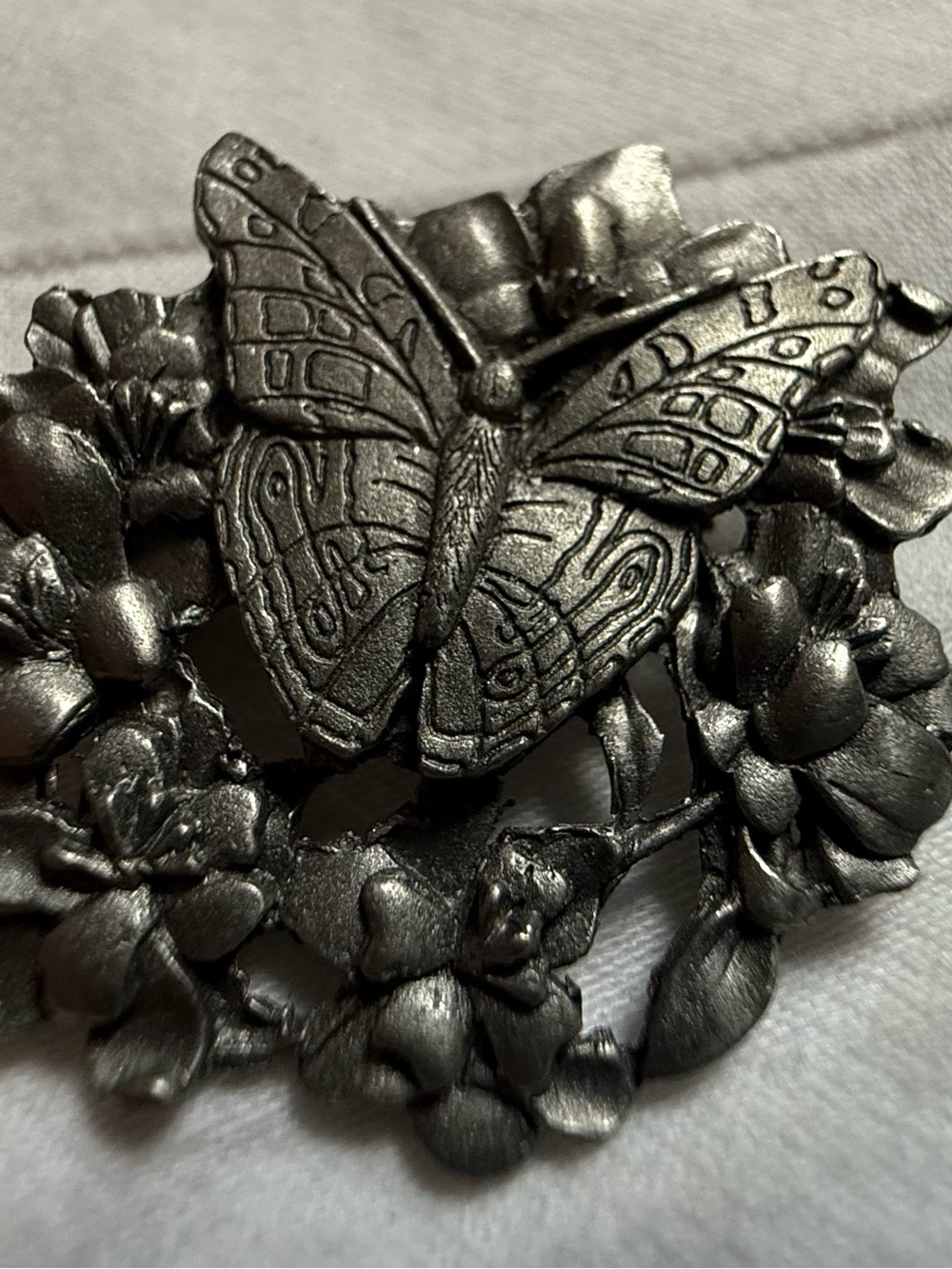 Butterfly Floral Birds & Blooms Brooch-Beautiful Pewter